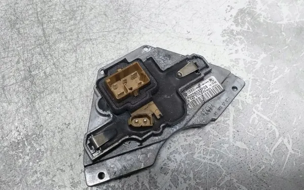 Weerstand Ventilator Volkswagen Passat B5 Audi A4 B5 OEM 740226033F03 image 2