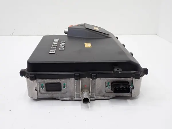 Inverter Converter Mercedes B-Klasse W246 W242 B250e image 4