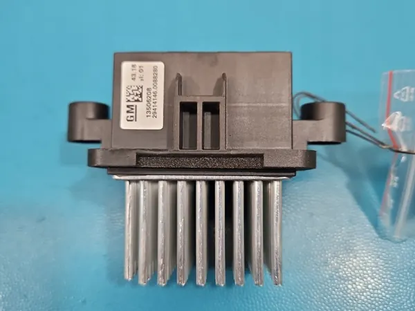 Opel Insignia B Resistor OEM 13506208 3+2 Stiftar image 4