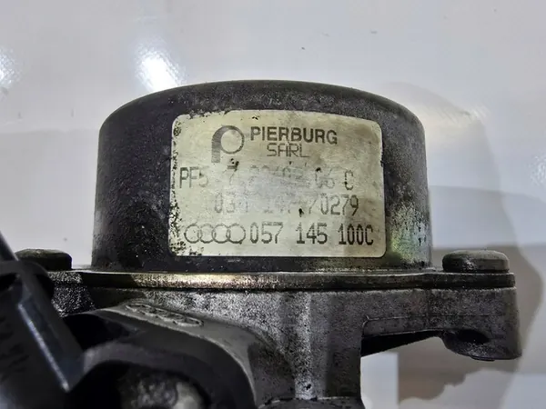 Imupumppu Audi A6 C5 2.5 TDI 99R OEM 057145100C image 4