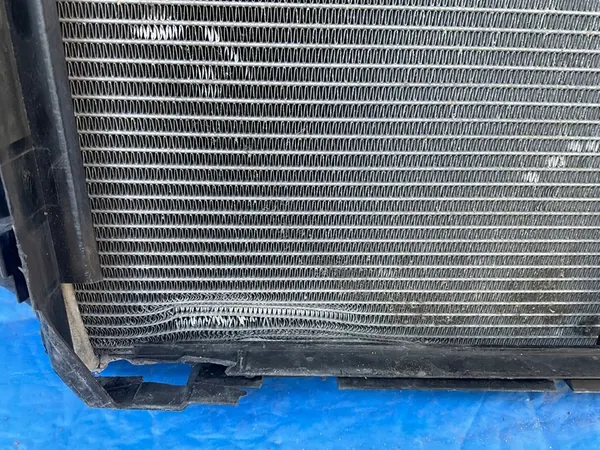 Linker waterkoeler Porsche 911 image 5