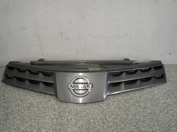 Nissan Note (E11) 2006 Front Bumper Grill OEM 623109U000 image 2