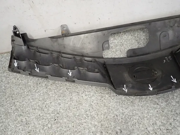 Nissan Note (E11) 2006 Front Bumper Grill OEM 623109U000 image 5
