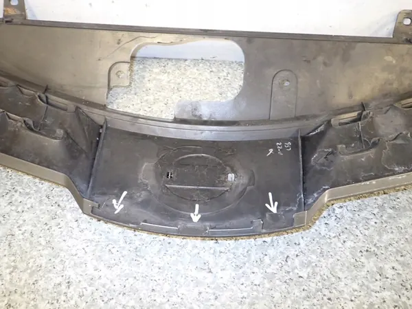 Nissan Note (E11) 2006 Front Bumper Grill OEM 623109U000 image 8