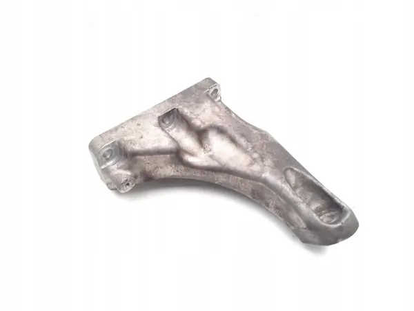 Maserati moottorin kiinnike OEM 199850 Quattroporte 4.2L image 10