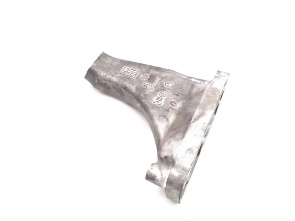 Maserati moottorin kiinnike OEM 199850 Quattroporte 4.2L image 5