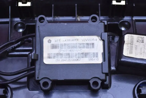 PN2115256 Luz Interior Dianteira para Jeep Grand Cherokee image 7