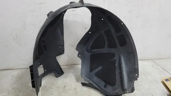Para-lama dianteiro esquerdo Dodge Charger Lift OEM 68223873 image 3