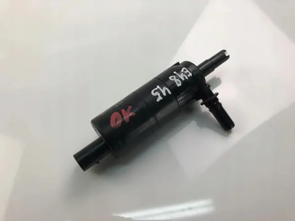 BMW ruitenwissermotor OEM 14507151 - Gebruikt image 2