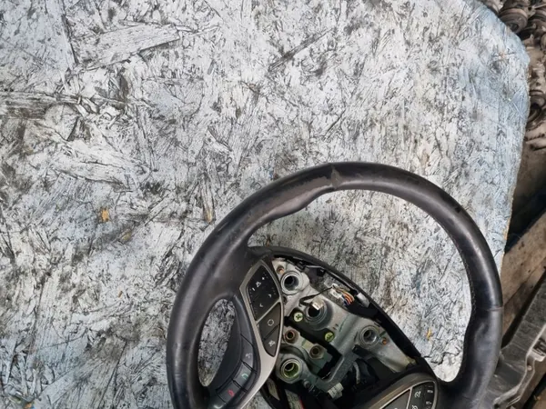 Volant Hyundai OE pour I30 II 12-17 image 3