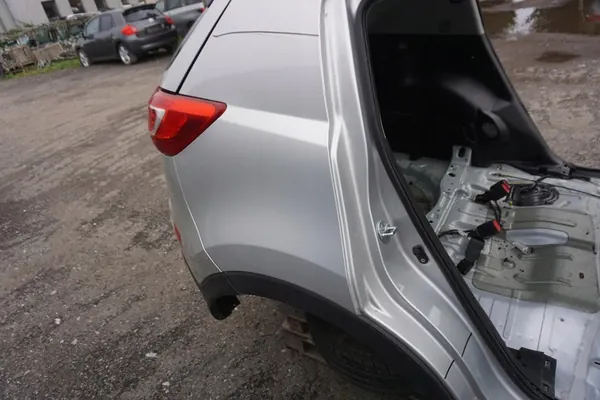 KIA SPORTAGE III SL Tailgate 737003U010 Glass 871103U030 image 7