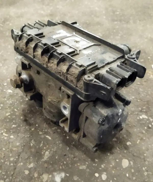 Modulador de eje Wabco OEM 81521066040 para MAN TGL/TGM image 2