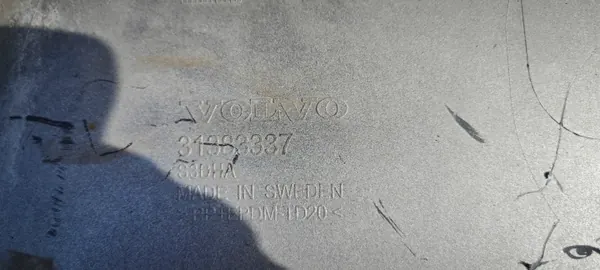 Taka-Puskurin Peite OEM 31383337 Volvo V90 Cross Country image 8