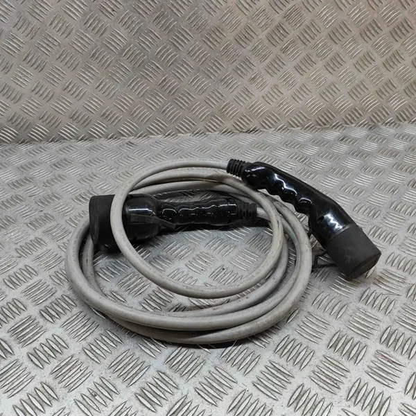 Cable de carga batería Kia EV6 OEM 66639ADE91 image 3