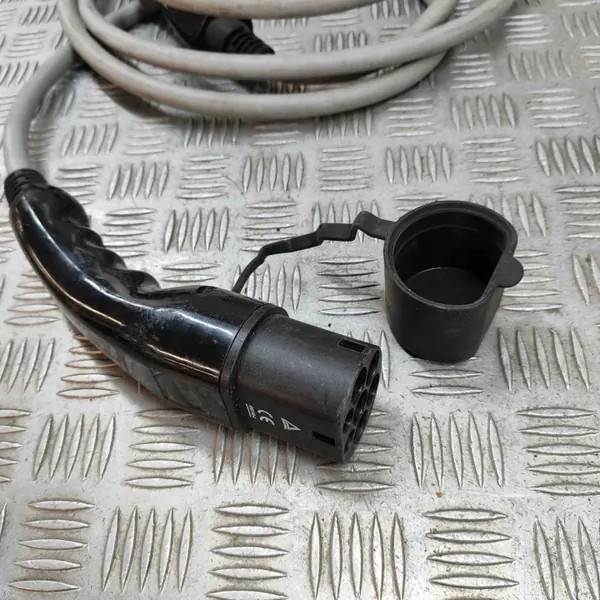 Cable de carga batería Kia EV6 OEM 66639ADE91 image 7