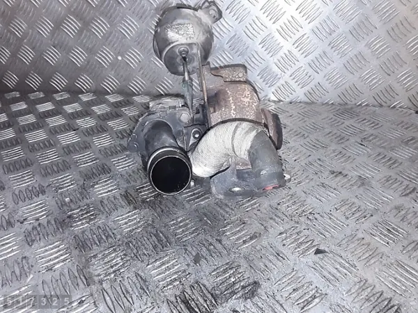 Turbo Citroen C5 OEM 9682778680 - Gebruikt image 3