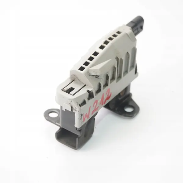 Cerradura capó Mercedes W212 OEM A2128800160 - Usado image 5