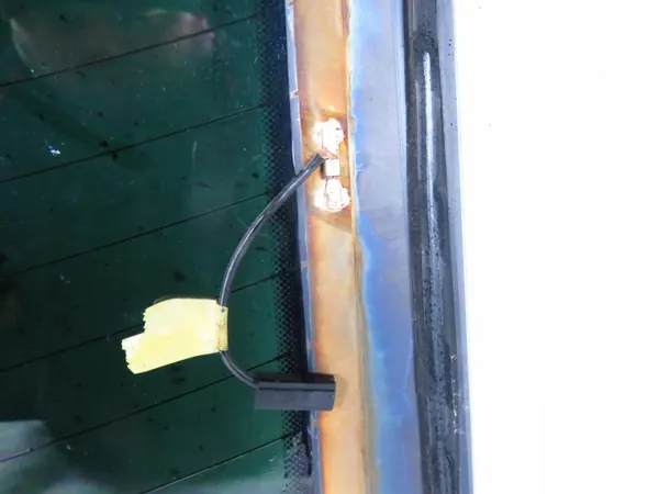 Achterruit OEM SZYBA TYLNA VW JETTA VI image 3