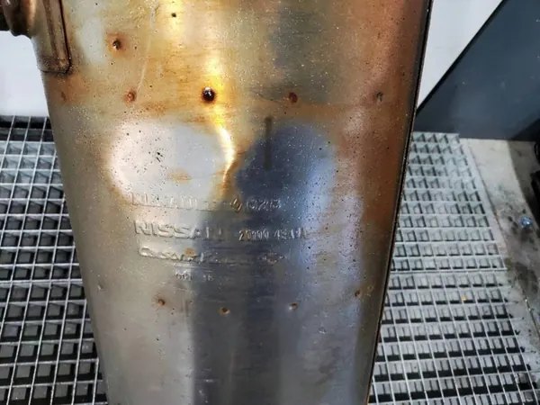 Silencieux central arrière Nissan Qashqai J11 1.3 203004EA5A48 image 2