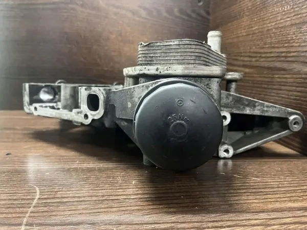 Couvercle de distribution Mercedes-Benz OE R6110151002 image 6