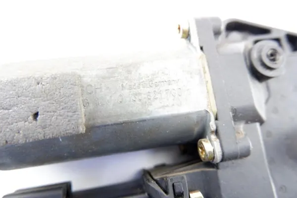 Motor de ventanilla delantera derecha OEM 101448-202 Skoda image 8