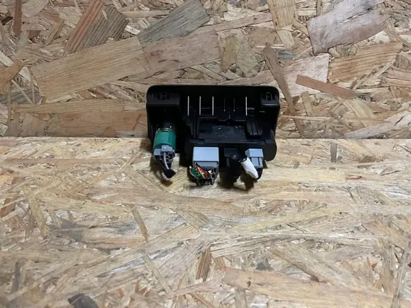 OEM 01561439580 USB-portti Käsinoja Alfa Romeo image 3