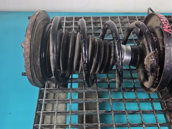 Front Coil Spring Audi 100 C4 2.5 TDI image 2