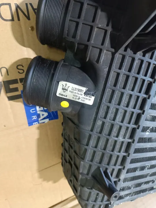 Maserati Intercooler OEM 2323232224223242233224243332313332221332333 image 5