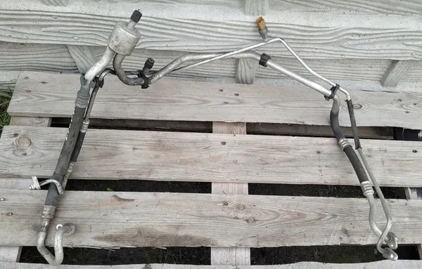 Ilmastointiputki Citroen DS4 1.8 2.0 16V OEM 9684310980 image 2