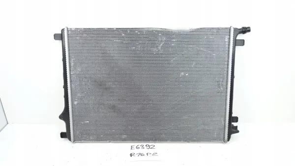 Radiateur d'eau OEM A0995009900 pour Mercedes Classe C image 4