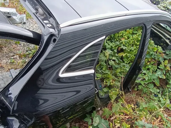 Mercedes GLA Heckkotflügel rechts OEM A2476307101 image 3