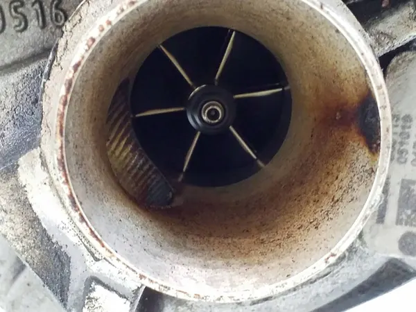 Volkswagen OE 04E145704N Turboaggregat image 6