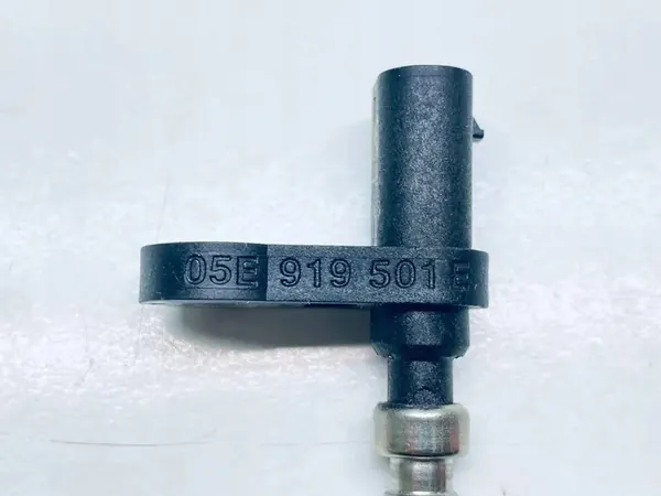 Capteur de température du liquide de refroidissement VW TIGUAN 1.5L 05E919501E image 5