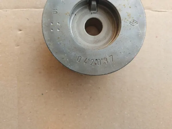 Polea de distribución Renault OE usado OEM 042037 image 3