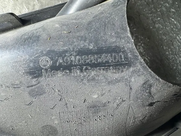 Grille de pare-chocs droite MERCEDES SPRINTER W910 W907 image 3