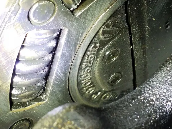 Vibrationsdämpare VW T5 2.5 TDI image 5