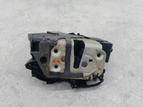 VOLVO V60 Türschloss Vorne Links 5 Pin 31301737 image 6