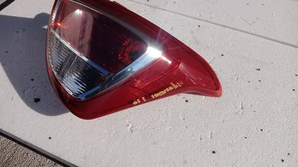 HYUNDAI I10 II 13- LÁMPARA TRASERA IZQUIERDA 92401-B9000 image 2