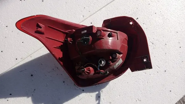 HYUNDAI I10 II 13- LÁMPARA TRASERA IZQUIERDA 92401-B9000 image 6