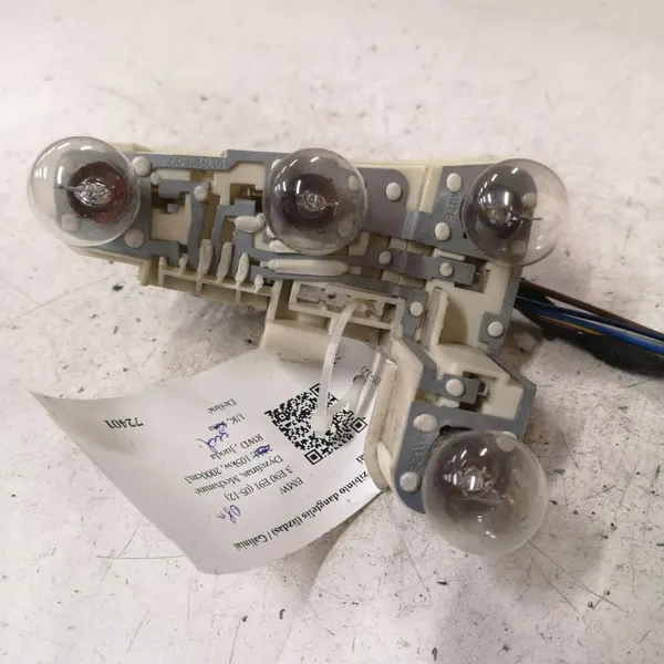BMW 3 E90 baklykta kontakt OEM 6937474 image 2