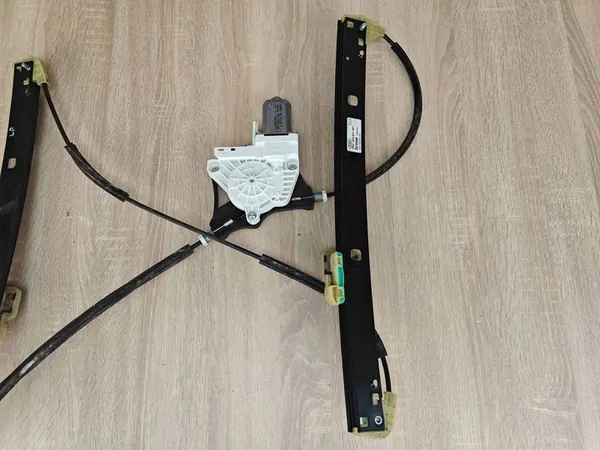 Motor do elevador de vidro dianteiro esquerdo Audi A6 C7 image 3