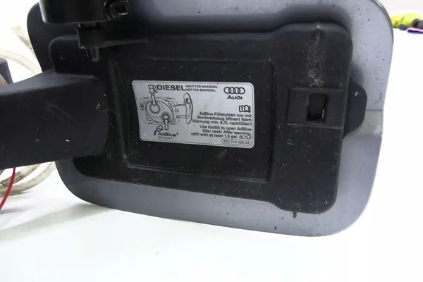 AUDI A6 C7 4G LIFT Bränsletank + Lock LX7P image 4