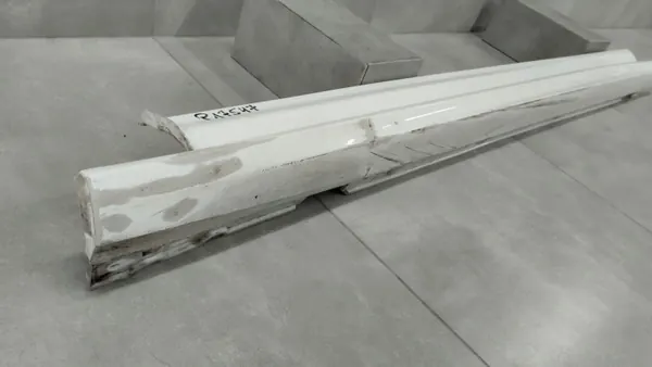 OEM JX7BA10155S Guarnição esquerda soleira Ford Focus MK4 image 5