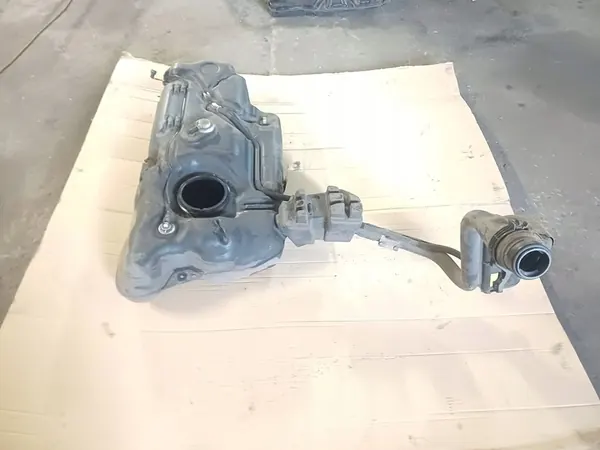 Réservoir de carburant Opel Crossland X 2018 3645657 image 2