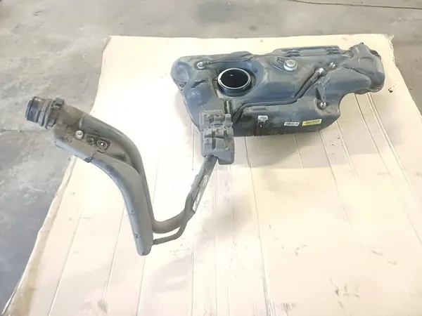 Réservoir de carburant Opel Crossland X 2018 3645657 image 3