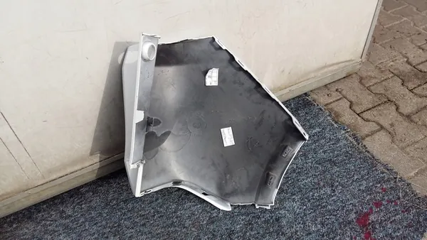 Paraurti posteriore Peugeot 3008 II 2016-> OEM 1617991080 image 3