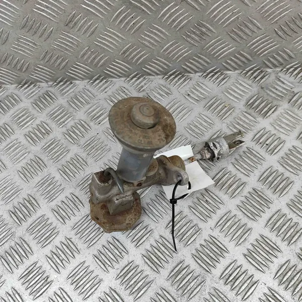 Kupplungs cylinder Toyota Land Cruiser 90 OEM 3141060571 image 2