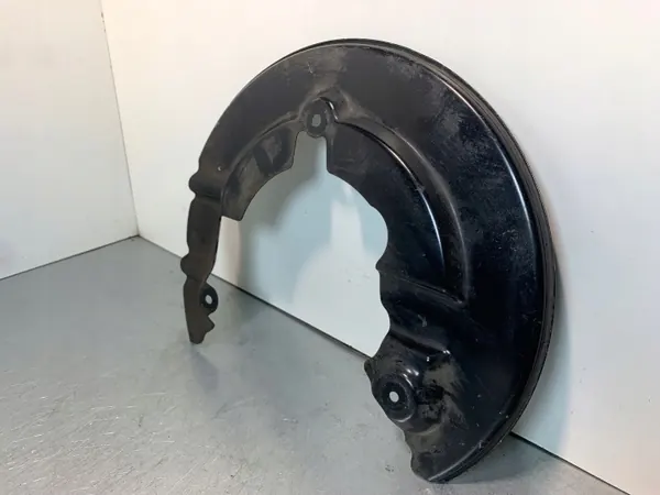 Volvo V40 Cross Country Voor remschild OEM 31317159 image 3