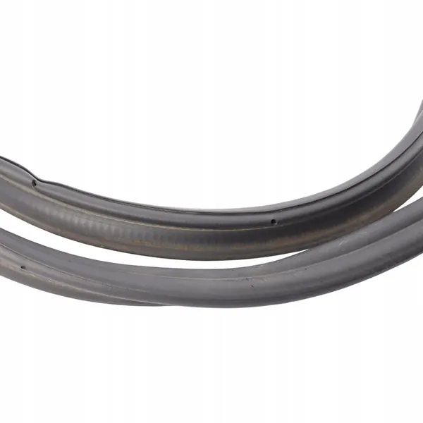 Bagagerumsgummilist Volkswagen Scirocco Mk3 1K8827505B image 4