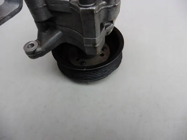 Bomba de direção assistida BMW 8 E31 4.0 V8 BMW 7 E38 OEM image 4